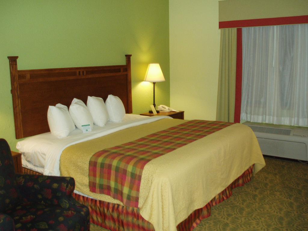 Doubletree By Hilton Gainesville Kültér fotó